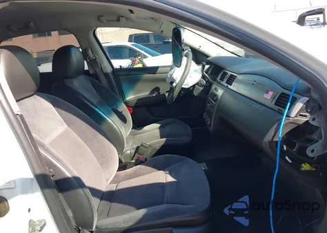 2012 Chevrolet Impala Police z USA, uszkodzony, nr VIN 2G1WD5E37C1235611